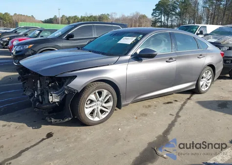 2018 Honda Accord Lx z USA, uszkodzony, nr VIN 1HGCV1F11JA141127